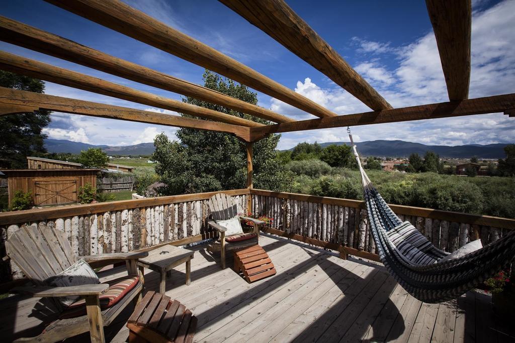 Casa Gallina - An Artisan Inn 타오스 객실 사진