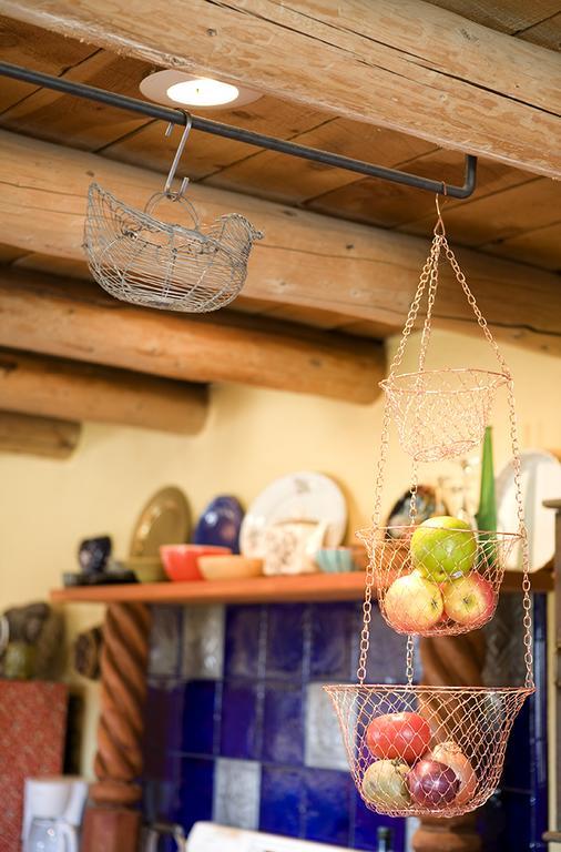 Casa Gallina - An Artisan Inn 타오스 객실 사진