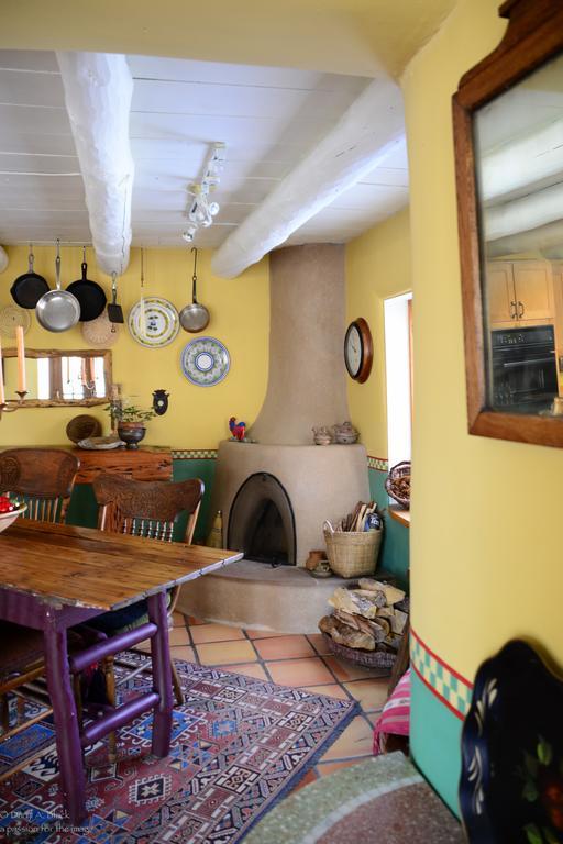 Casa Gallina - An Artisan Inn 타오스 객실 사진
